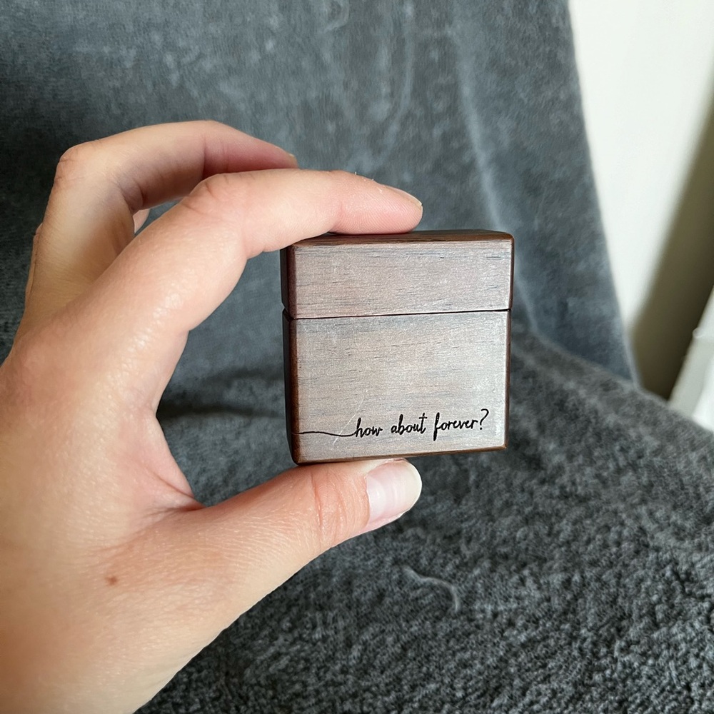 Ring box - Picture 1 of 6